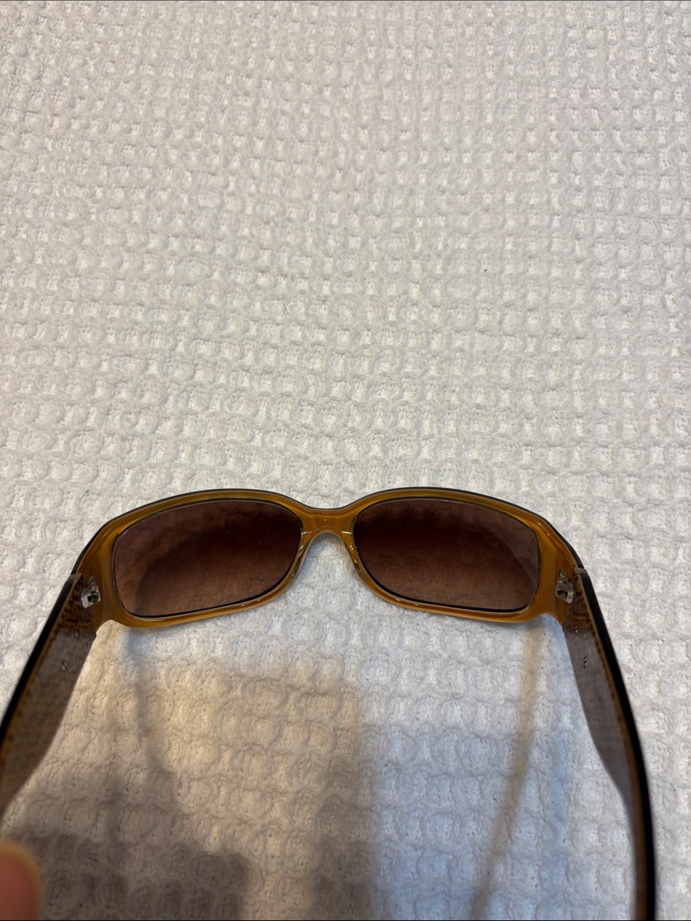 Coach Brown Gradient Women’s Sunglasses with Textured Arms - Picture 5 of 11
